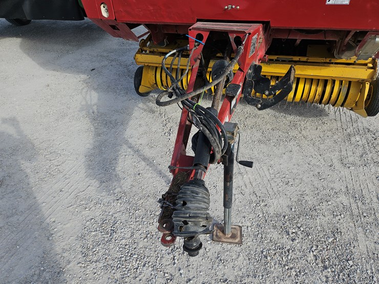 2012-new-holland-br7090-image-2