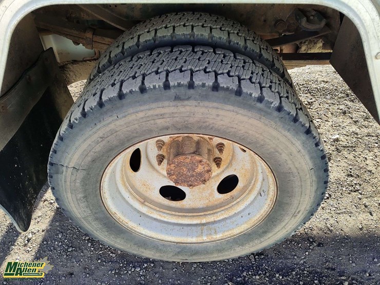 2008-ford-f550-image-9