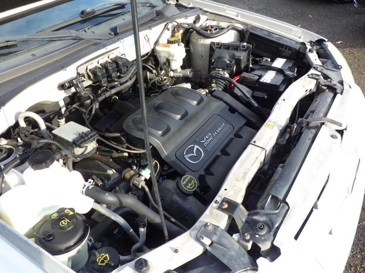 2005-mazda-tribute-image-11