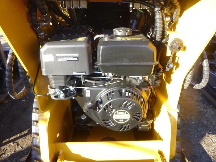 2025-agt-mx-mrt14-skid-steer-track-loader-image-15