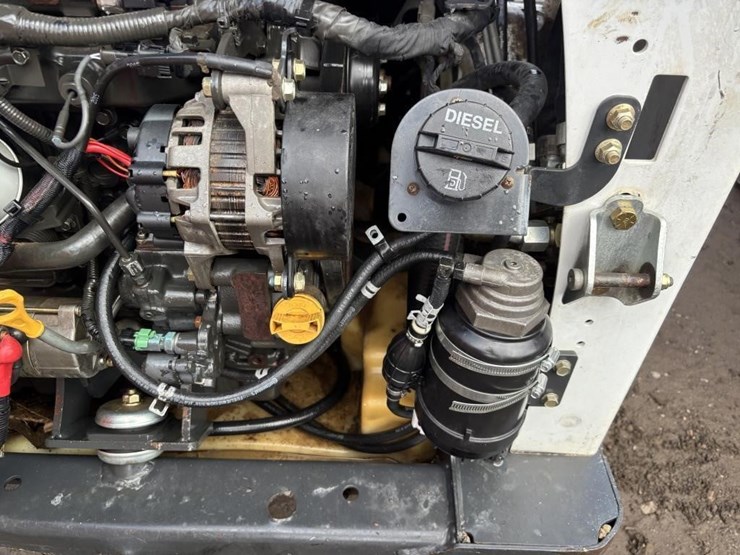 2016-bobcat-s510-image-36