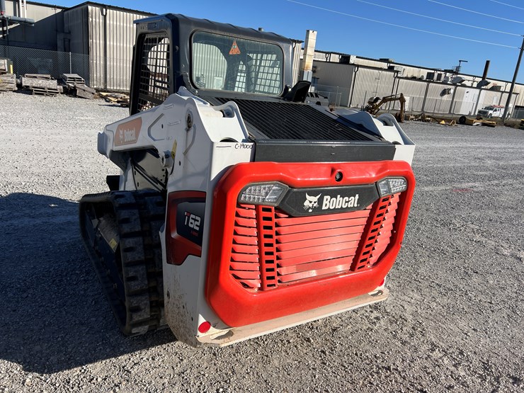 2023-bobcat-t62-image-18