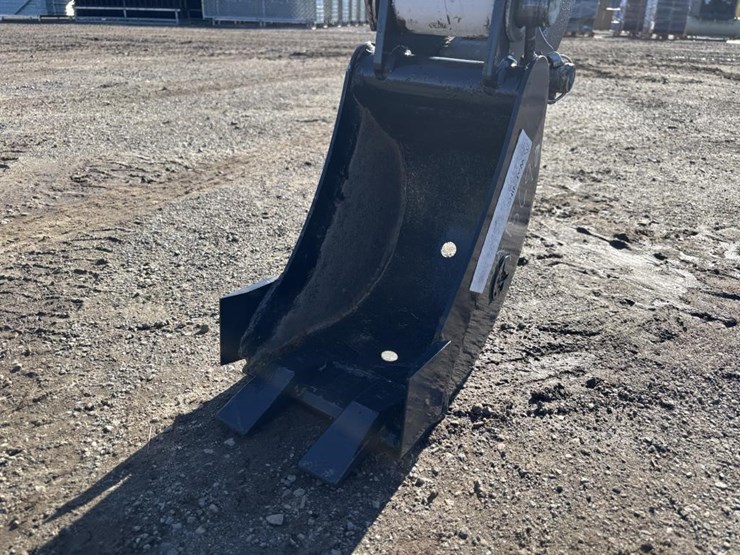 2022-bobcat-e10e-hydraulic-excavator-image-12