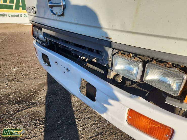 2004-hino-fb1817-image-24