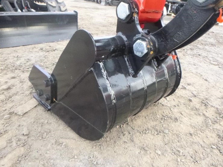 2025-vicsec-vc13-hydraulic-excavator-image-10