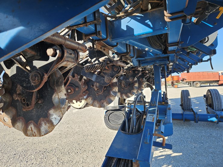 2012-kinze-3660-image-12
