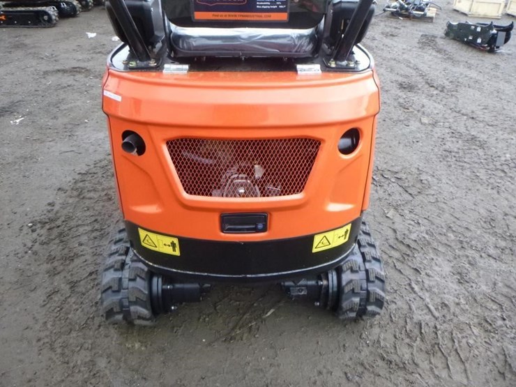 2025-tpm-18bs-hydraulic-excavator-image-18