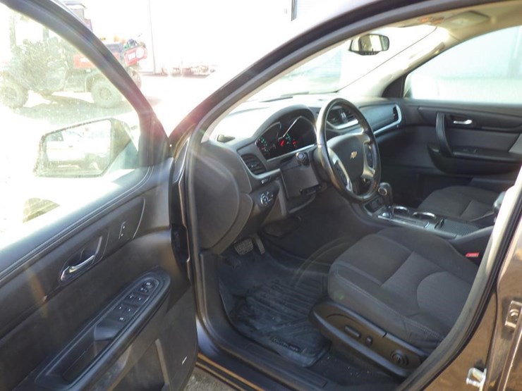 2016-chevrolet-traverse-image-5