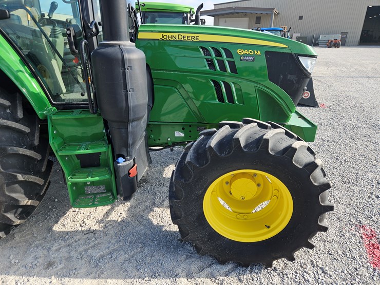 2024-john-deere-6140m-image-18