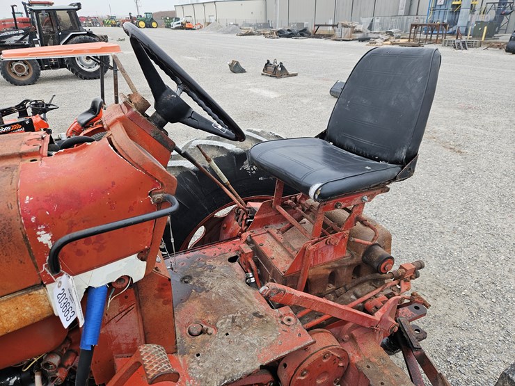 1968-international-656-image-5