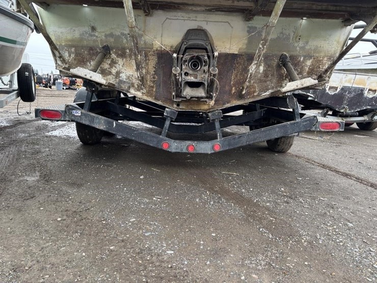 2000-unknown-trailer-image-37