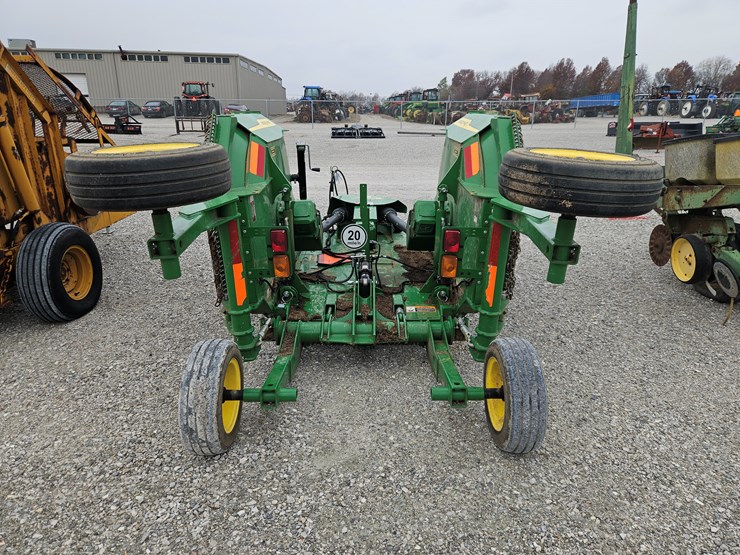 2022-john-deere-fc12e-image-6