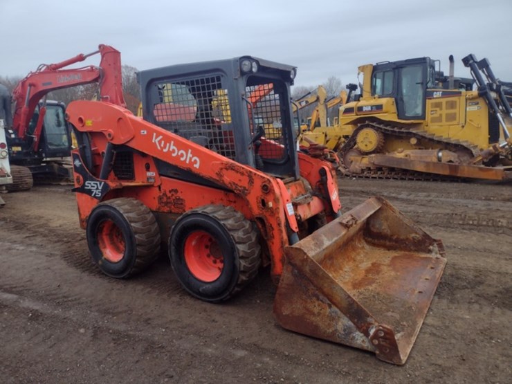 kubota-ssv75-image-26