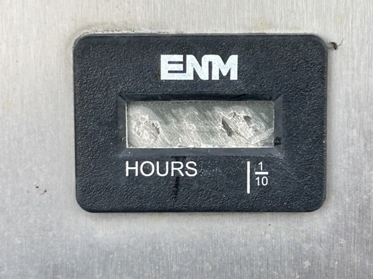 hydrotek-ss30005vs-towable-pressure-washer-image-21