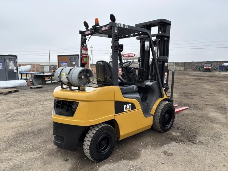 2021-caterpillar-gp30n-image-3