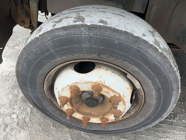 2005-gmc-topkick-c5500-image-9