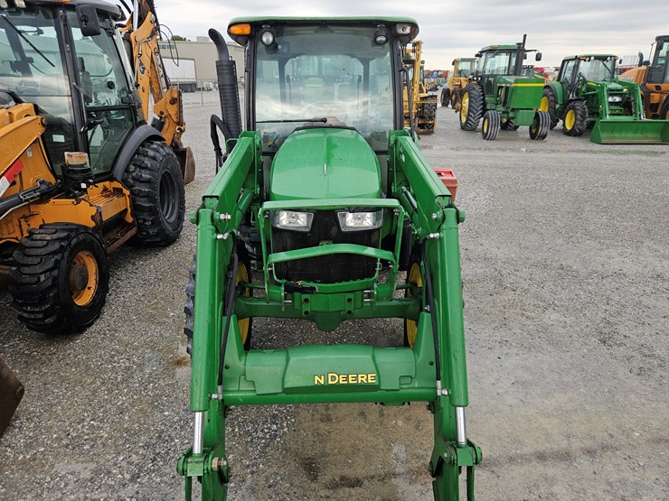 2016-john-deere-5075e-image-4