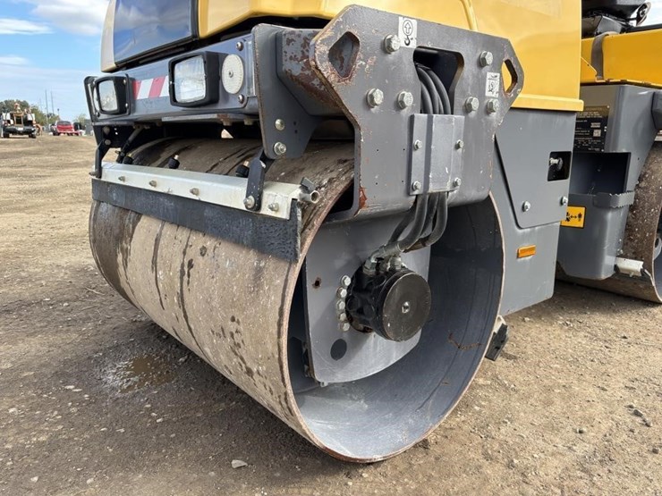 2015-dynapac-cc1200-image-10