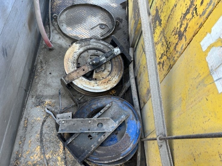 maxey-16'-x-image-13