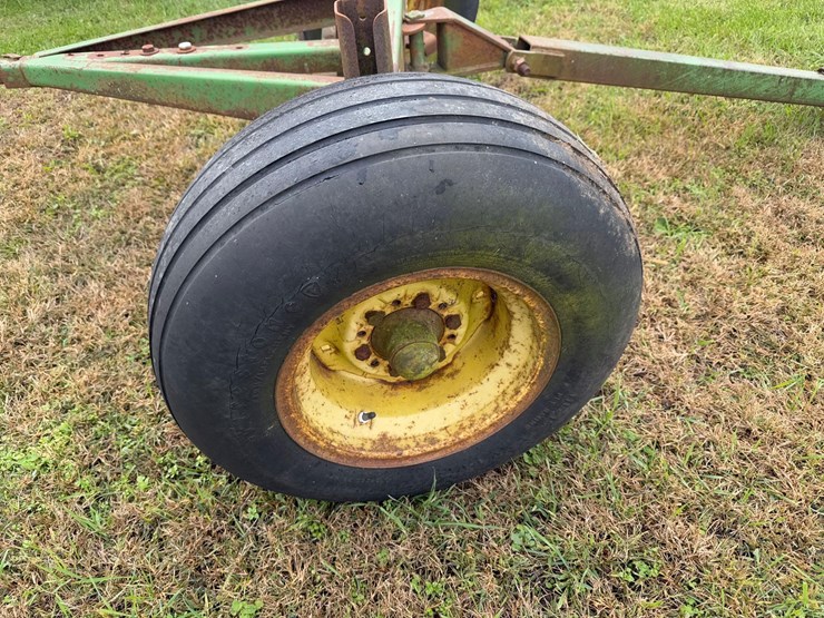 john-deere-1065-image-9