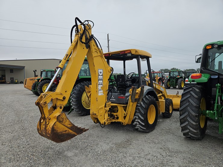 2004-deere-310g-image-20