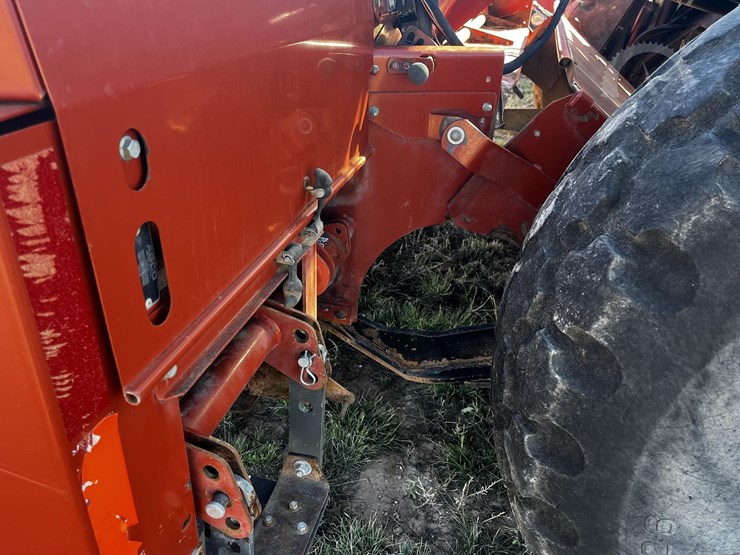 2005-hesston-9260-image-20