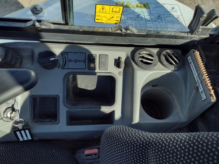 bobcat-e35i-image-10