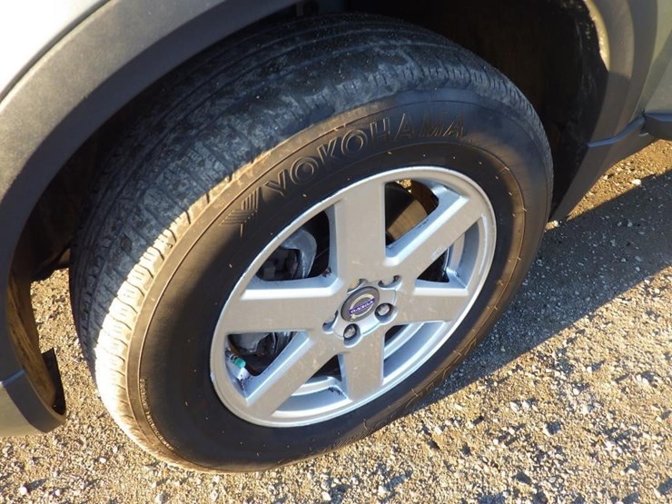 2008-volvo-xc90-image-13