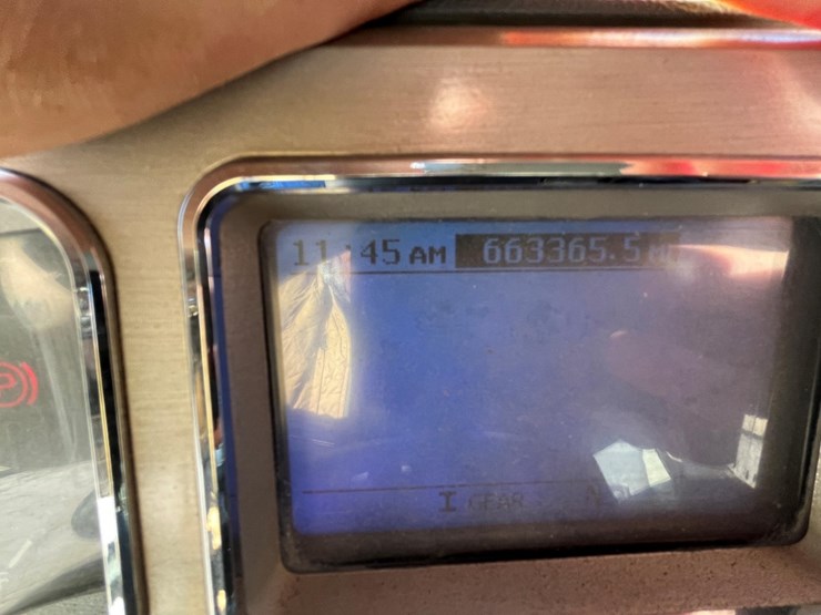 2013-mack-chu613-image-9