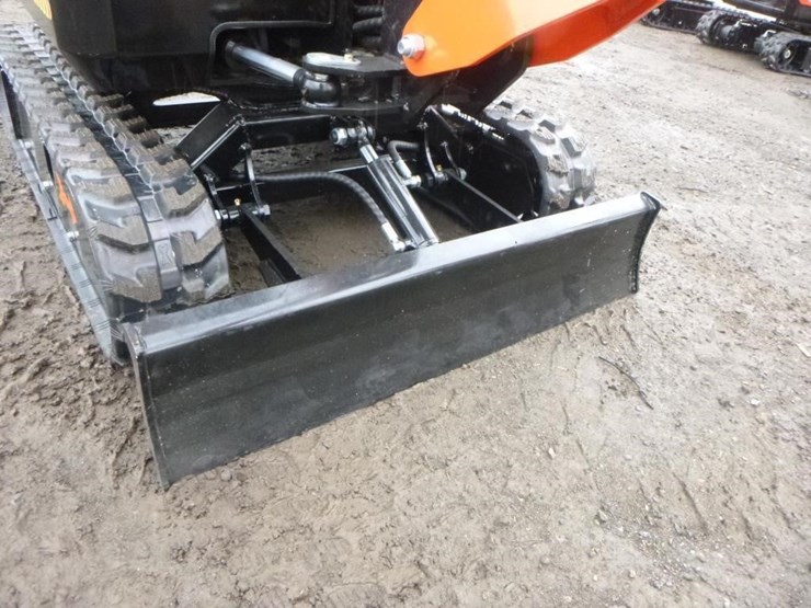 2025-tpm-18k-hydraulic-excavator-image-16