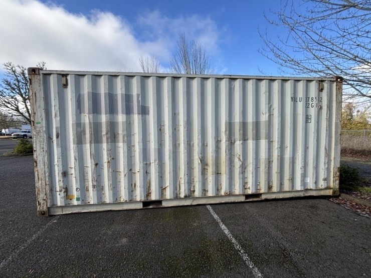 2004-shipping-container-image-2