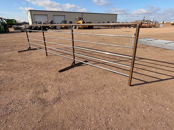 free-standing-panel-image-1