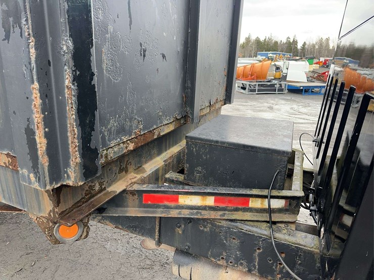 2005-gmc-topkick-c5500-image-14