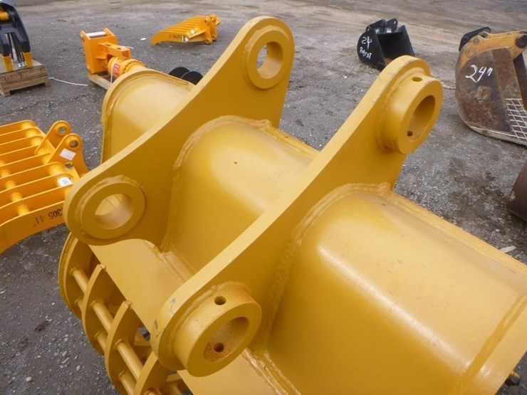 caterpillar-320-image-5