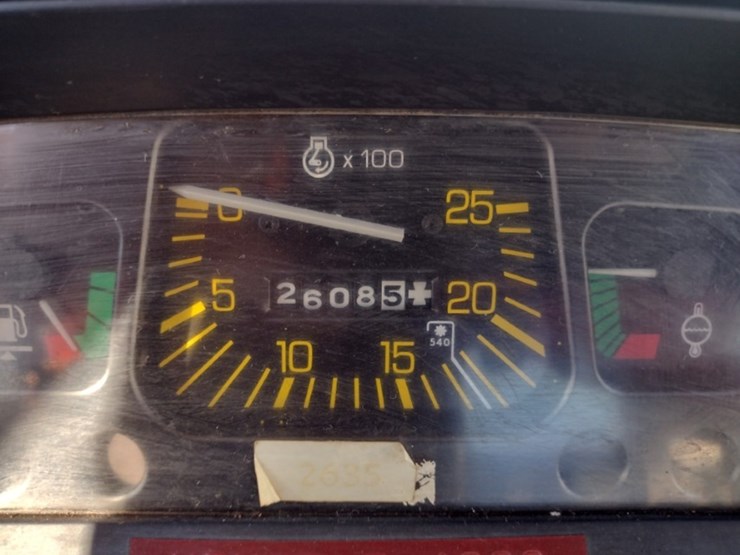 new-holland-4630-image-6