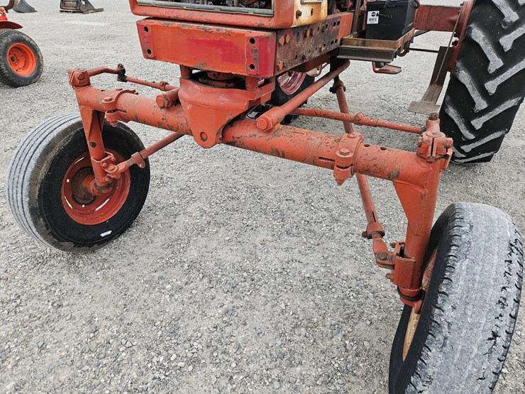 1968-international-656-image-3