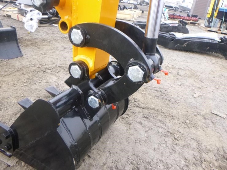 2025-vicsec-vc13-hydraulic-excavator-image-11