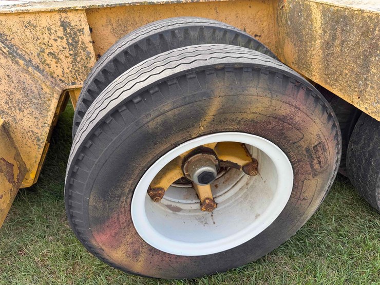 tri-axle-detach-trailer-image-20