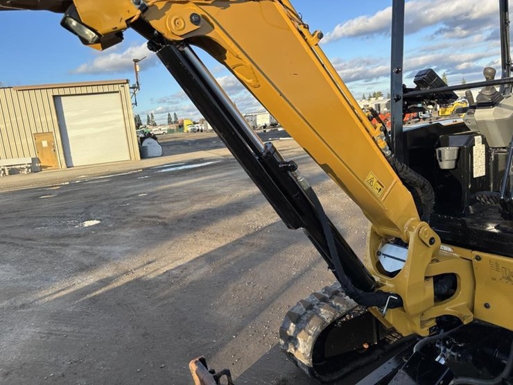 2021-caterpillar-302.7cr-image-21