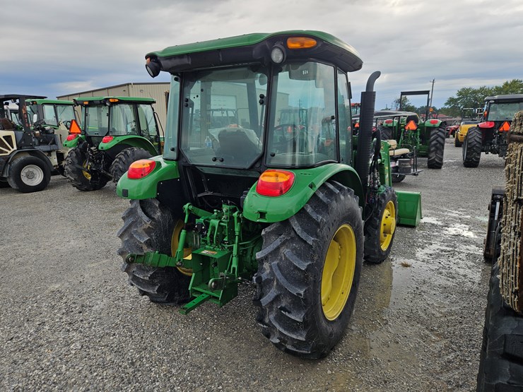 2016-john-deere-5075e-image-21