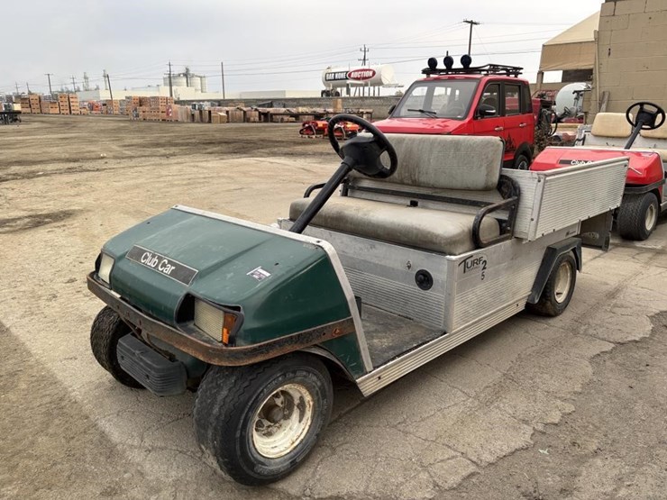 2012-club-car-turf-2-image-1