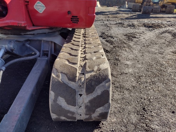 takeuchi-tb250-image-32