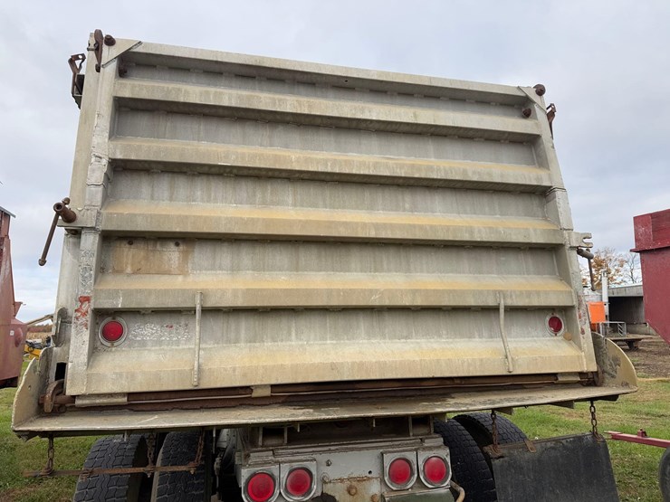 1978-international-1100-image-14