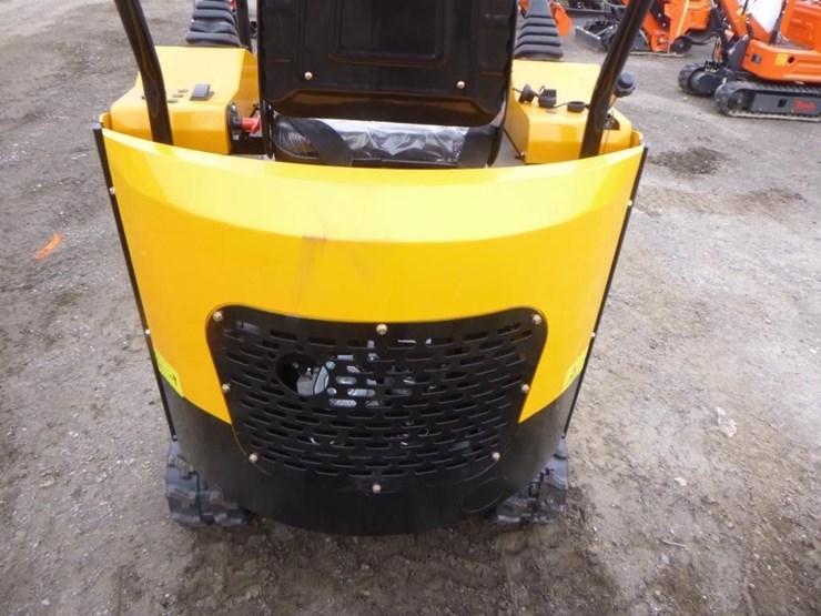 2025-vicsec-vc15-y-hydraulic-excavator-image-17