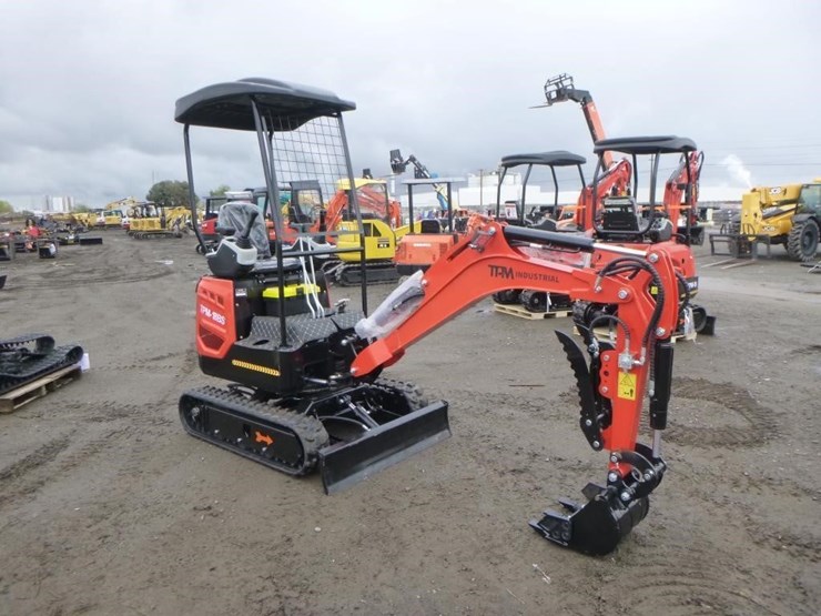 2025-tpm-18bs-hydraulic-excavator-image-2