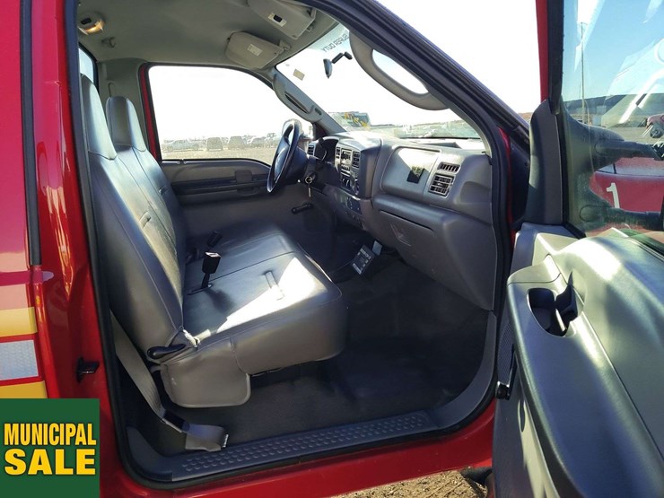 2004-ford-f450-image-17