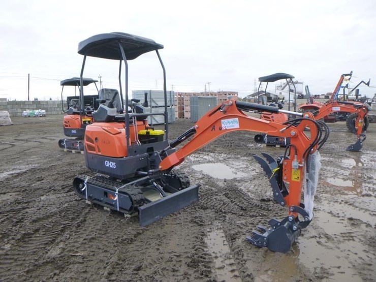 aboss-gh25-hydraulic-excavator-image-2