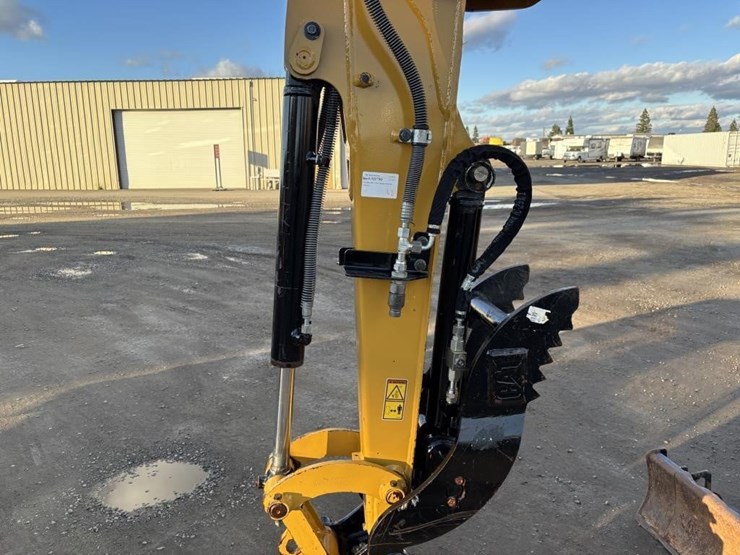 2021-caterpillar-302.7cr-image-19