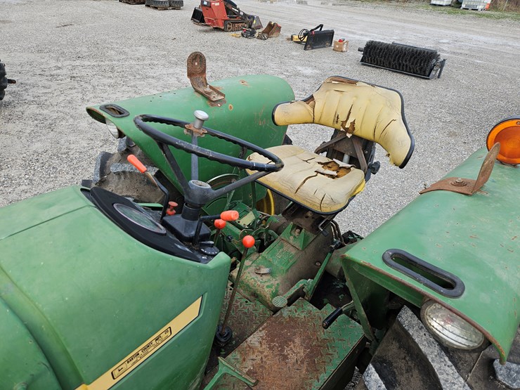 1980-john-deere-2940-image-5