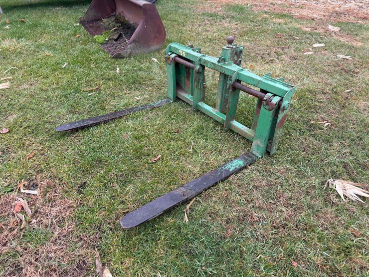 heavy-duty-pallet-forks-image-2